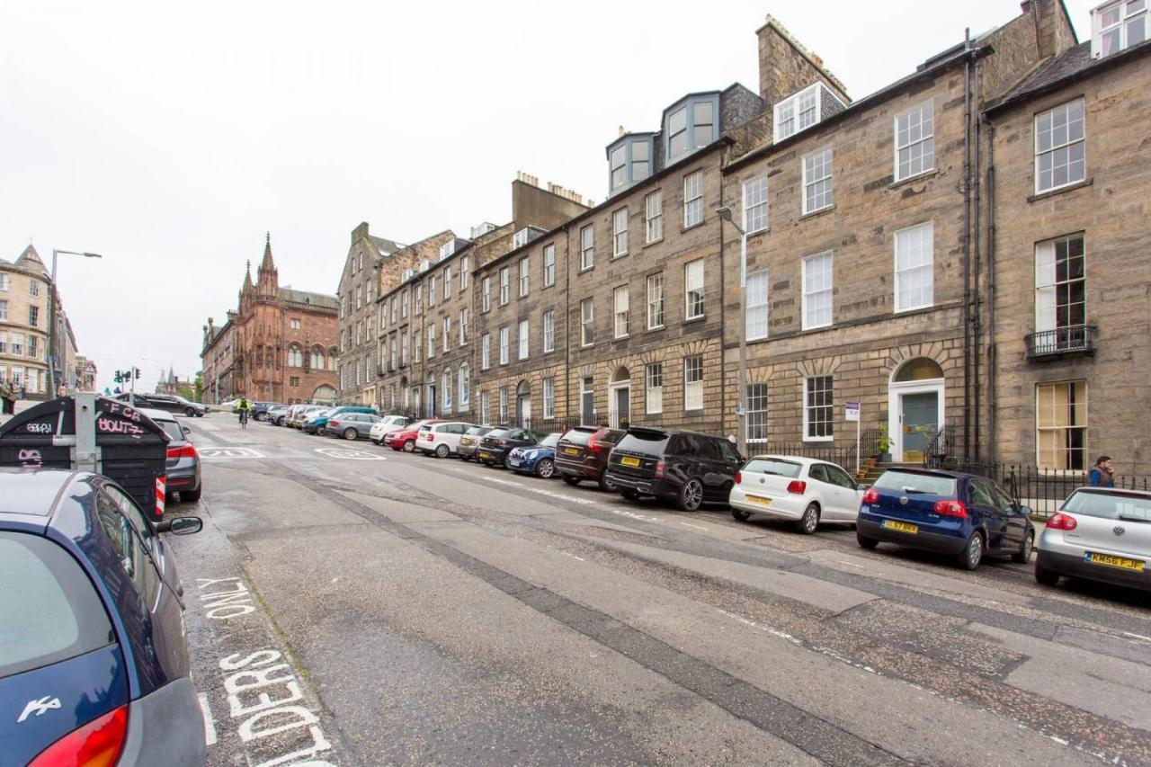 ALTIDO Quiet City Centre Spacious Apartment Edimburgo Exterior foto